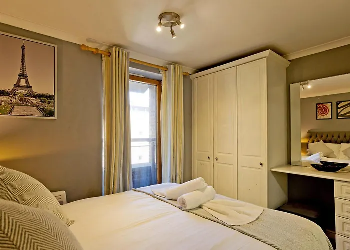 Imperial Meridian Place Apartment